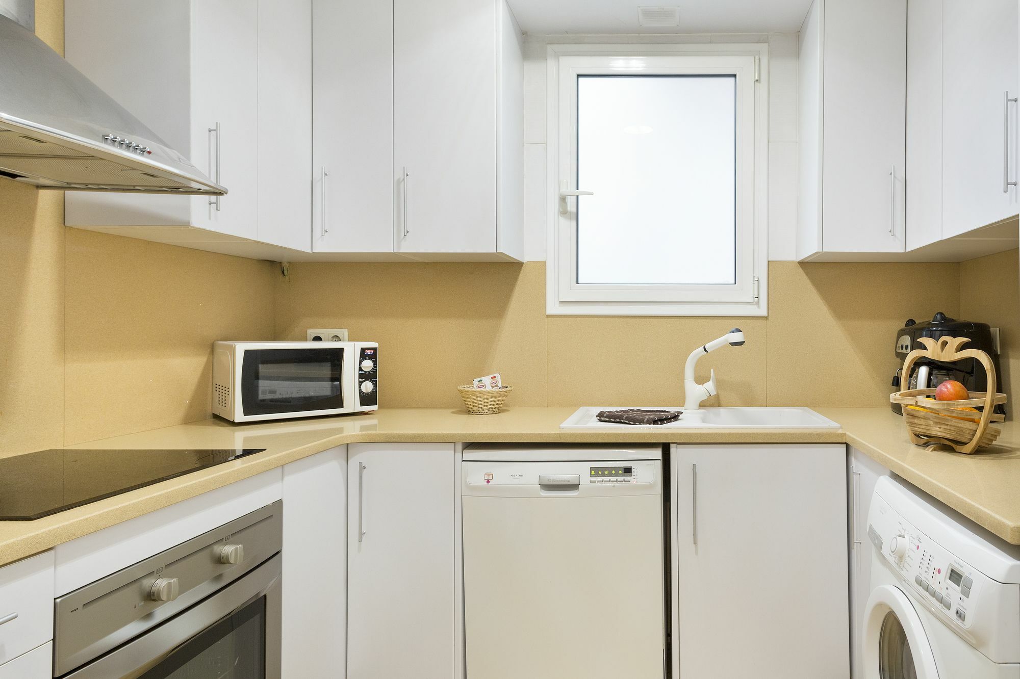 Habitat Apartments Ava 2 Барселона Экстерьер фото